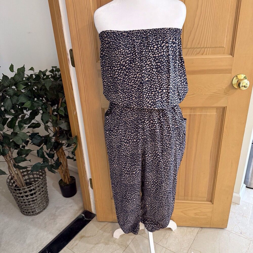 NANA USA Women's Black/Pink Jumpsuit Med Strapless Stretchy Waist Cropped Jogger